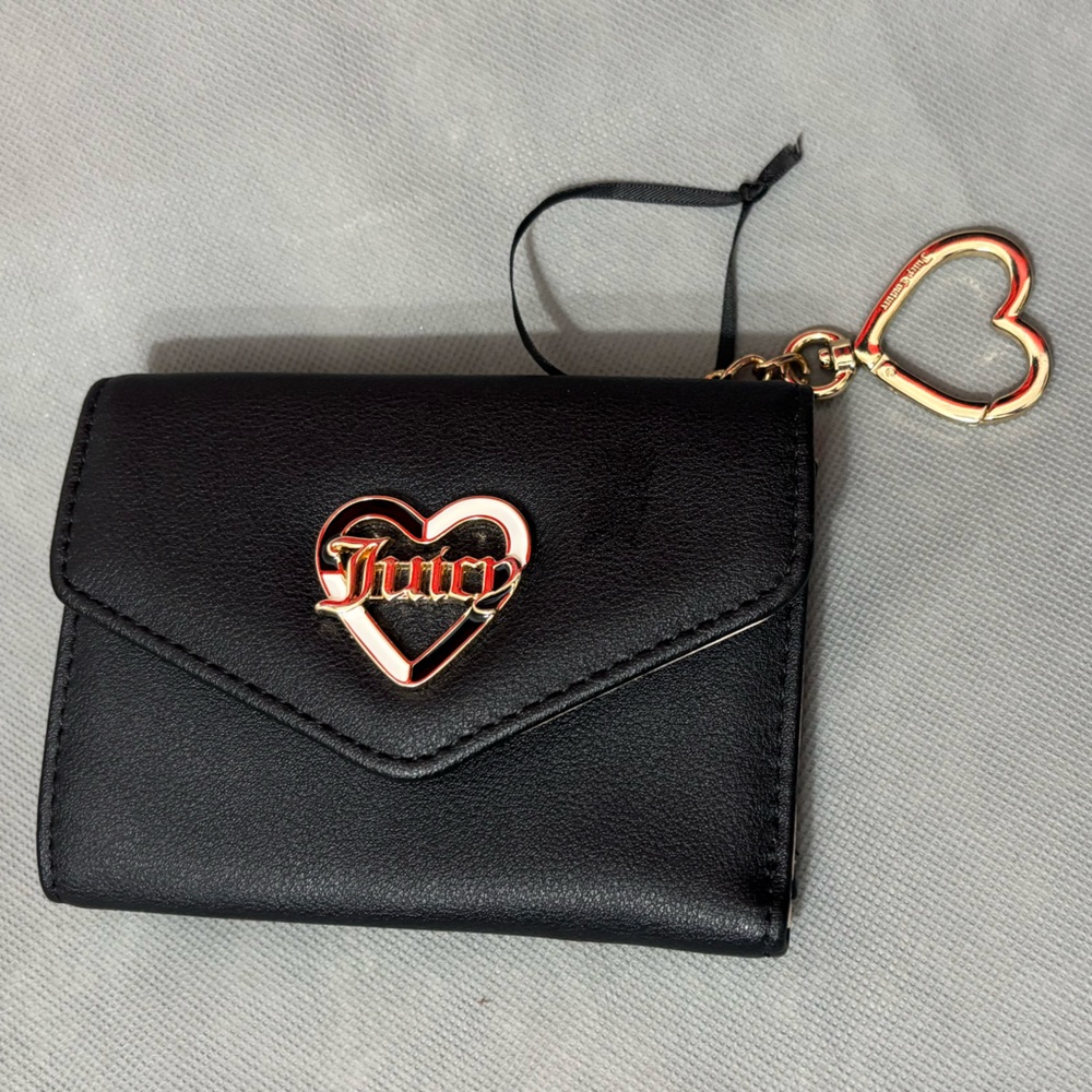 Juicy Couture Black Wallet with Gold Heart Charm
